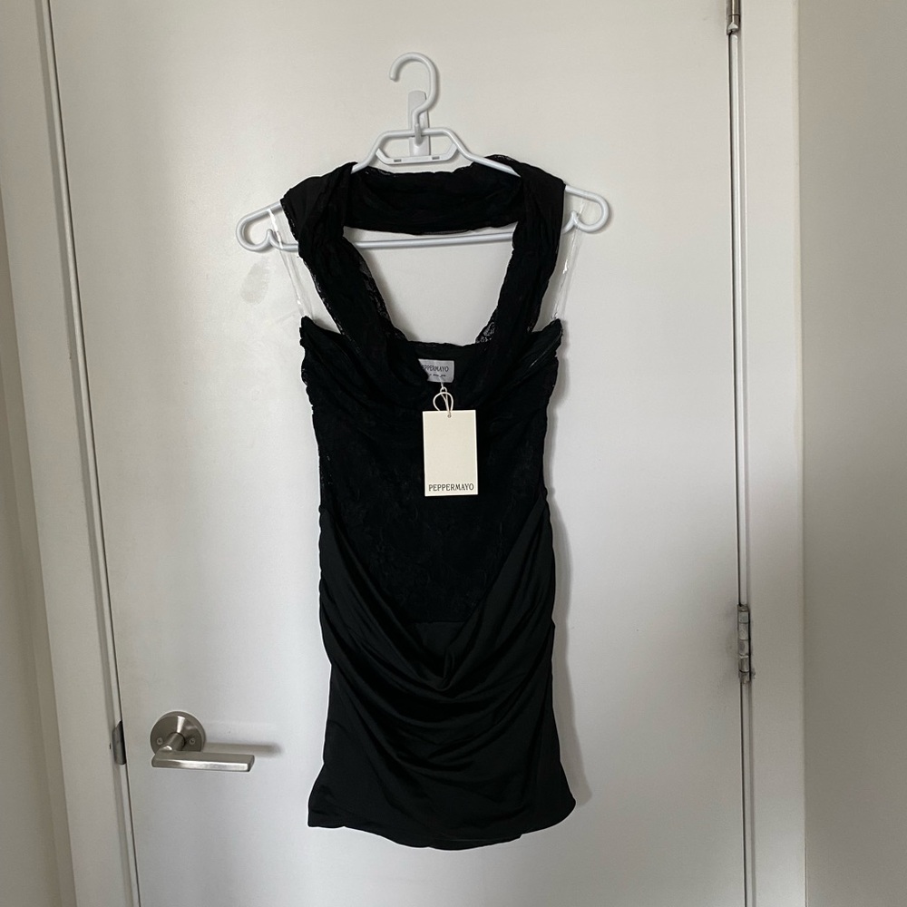 Beautiful Peppermayo black off shoulder lace detail mini dress new with tag - Picture 4 of 6